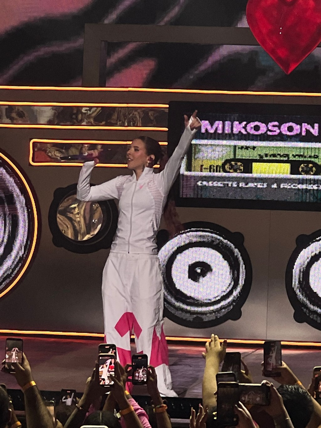 Rising Superstar Young Miko’s XOXO Tour 2024 in San&nbsp;Diego